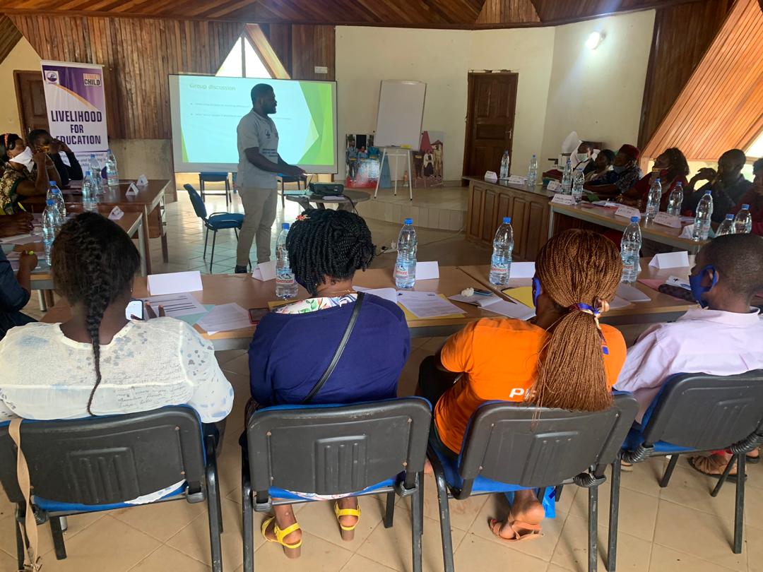 Training on Livelihood enterprise establishment within the framework of the SUDAHSER/SC education pilot program